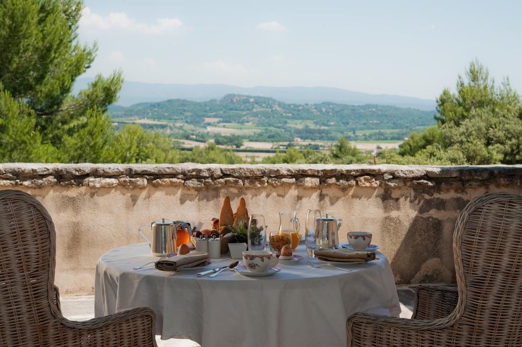 Le Phebus & Spa - Relais & Chateaux Joucas Bagian luar foto